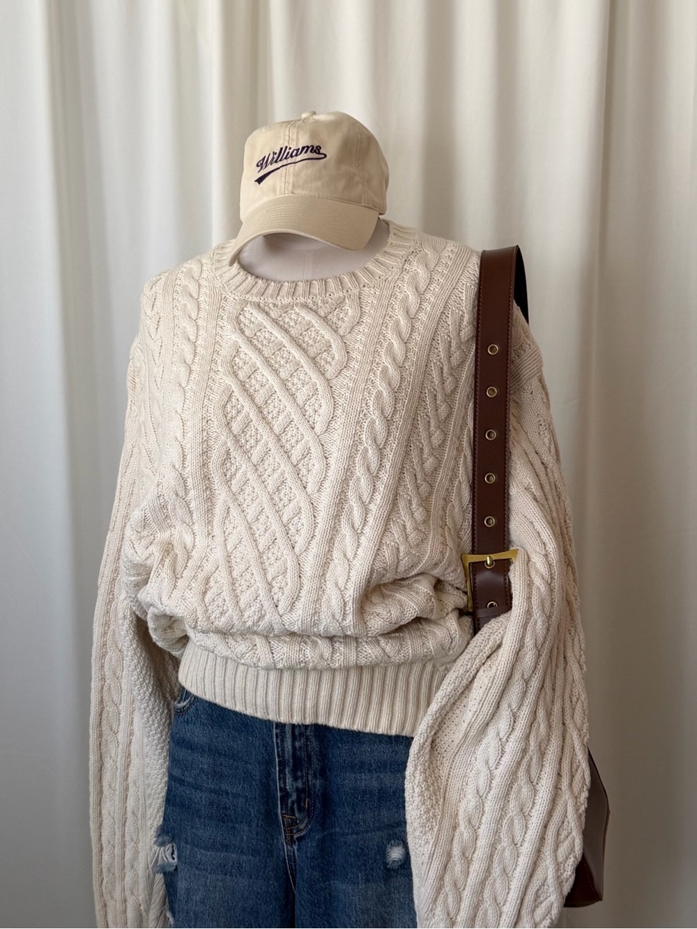 Brooks Brothers Cream Cable Knit Crewneck Chunky Sweater Academic.
